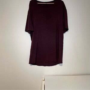 Lululemon Athletica relax fit T in “atmospheric purple” xl